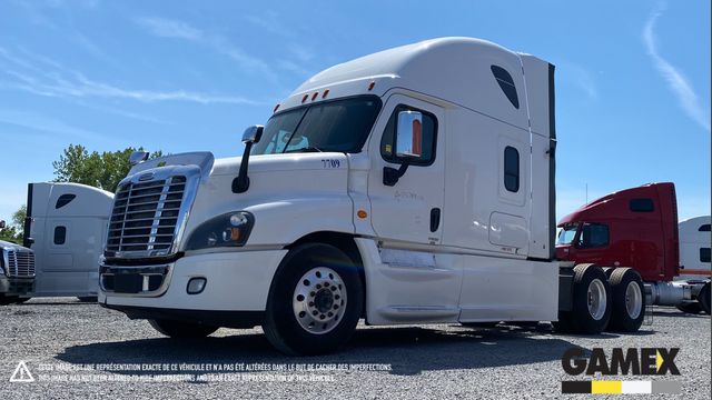 FREIGHTLINER CASCADIA 2016
