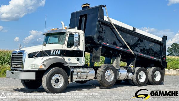 2011 MACK GU813 GRANITE main image