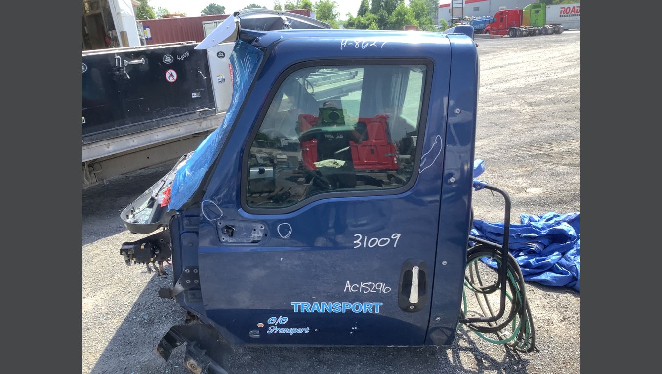 2021 INTERNATIONAL LT