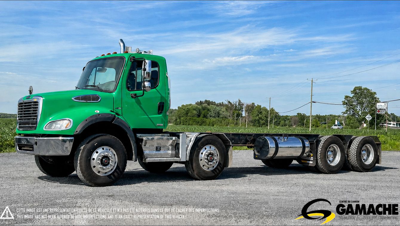 FREIGHTLINER M2 112 2011