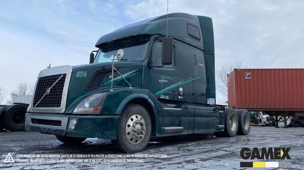 2013 VOLVO VNL670 main image