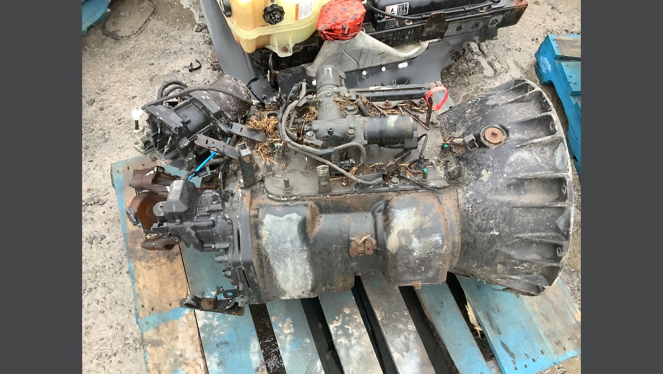 EATON-FULLER AUTOMATIQUE / EATON-FULLER AUTOMATIC ADV