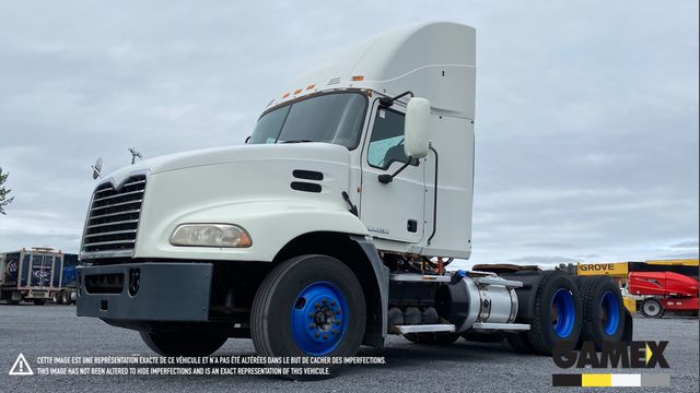 2012 MACK CXU 613