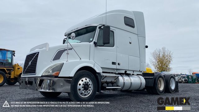 2011 VOLVO VNL670