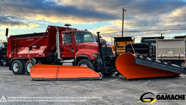 2014 FREIGHTLINER 114SD main image