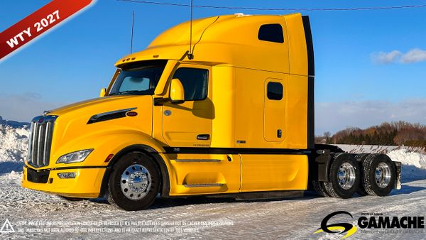 2023 PETERBILT 579 main image