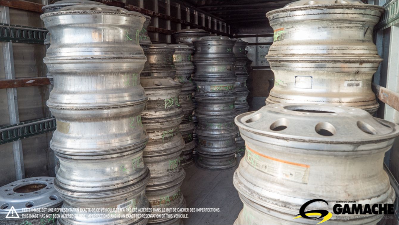 USAGÉ ALUMINIUM OU ACIER  ROUES EN ALUMINIUM, TOUTES LES GRANDEURS PEUVENT ÊTRE DISPONIBLE À PARTIR DE