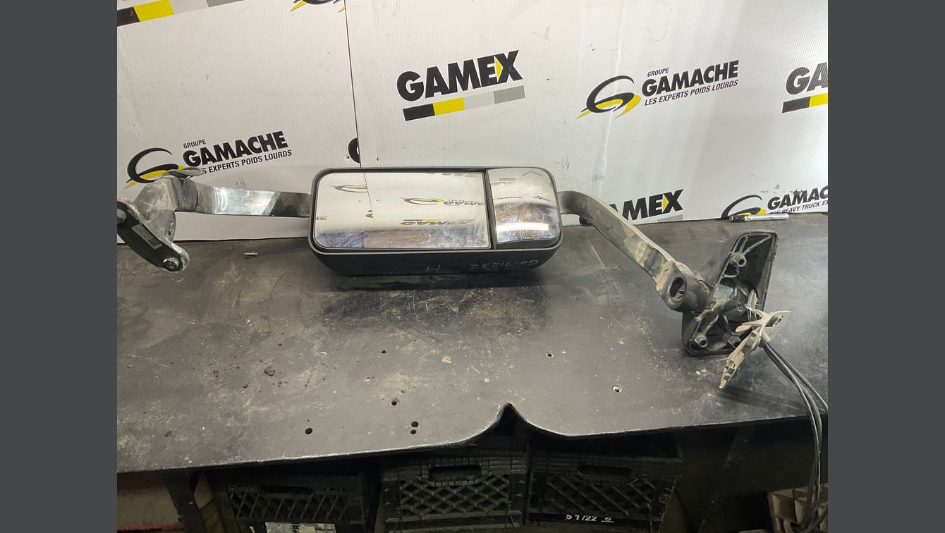 2022 WESTERN STAR 4900