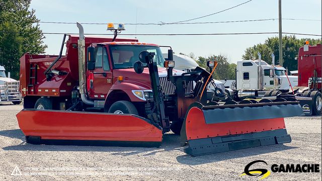 2006 INTERNATIONAL 7400