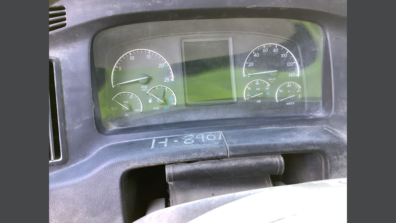 2023 FREIGHTLINER CASCADIA 