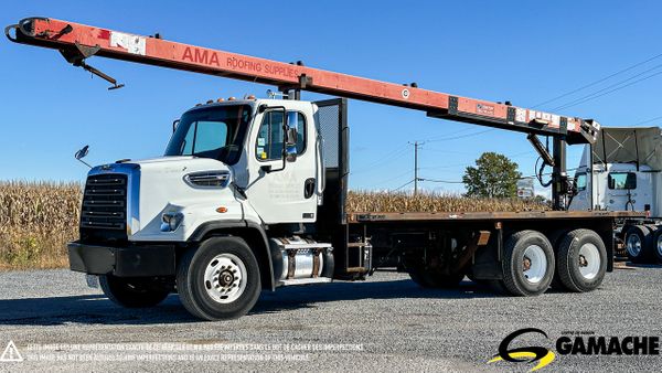 2013 FREIGHTLINER 108SD main image