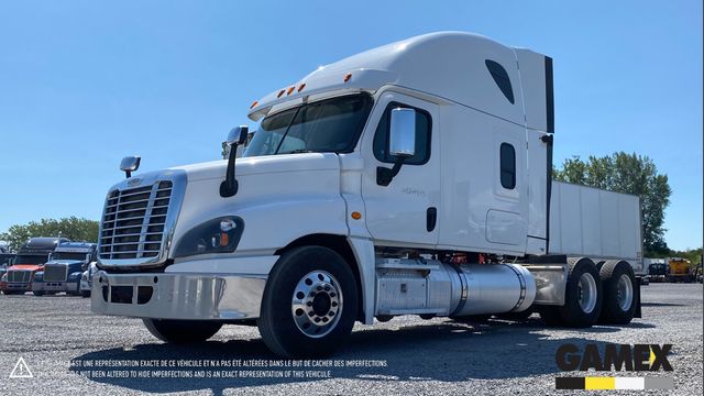 2015 FREIGHTLINER CASCADIA