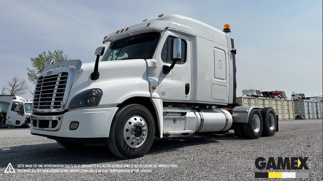 2017 FREIGHTLINER CASCADIA
